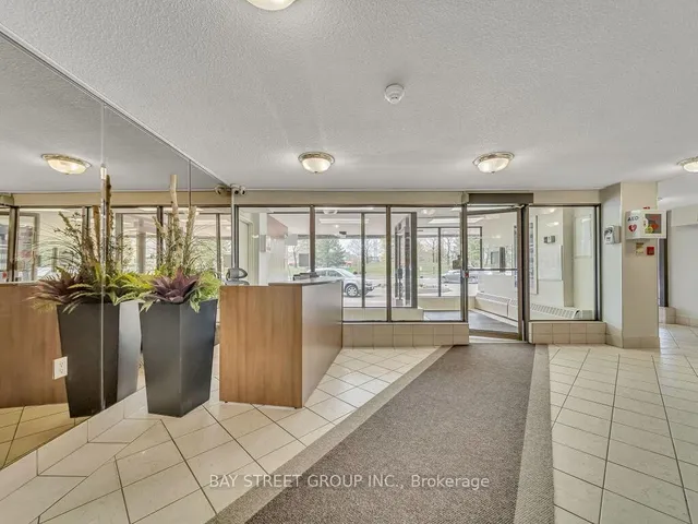 Additional image 8 of 18 Knightsbridge Rd Unit 1003