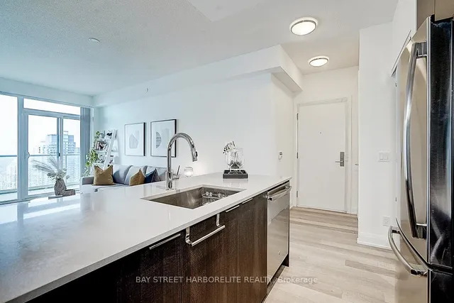 Additional image 8 of 56 Annie Craig Dr Unit 4103