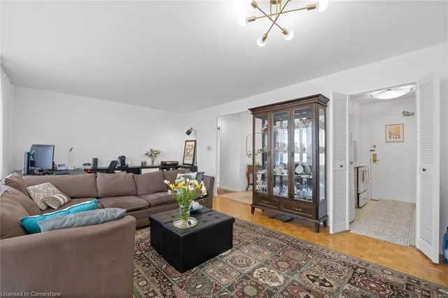 Additional image 19 of 135 Antibes Dr Unit 402