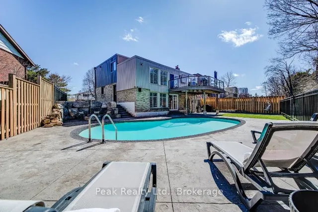 Additional image 33 of 76 Underhill Cres