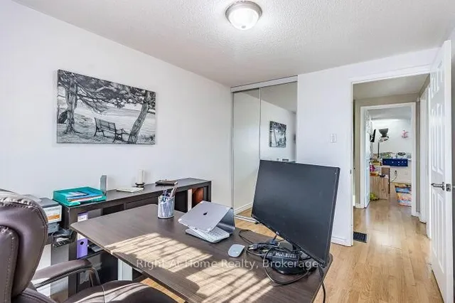 Additional image 23 of 1528 Lancaster Dr Unit 24