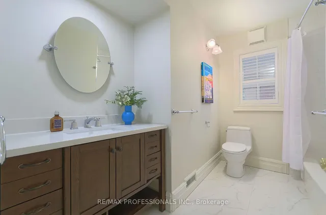 Additional image 23 of 15 Kingsgarden Rd