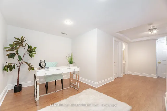 Additional image 32 of 135 Glenmount Park Rd