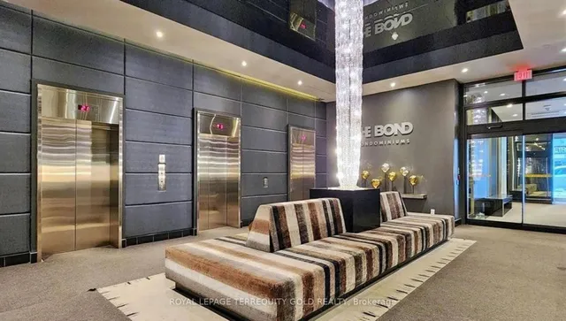 Additional image 4 of 290 Adelaide St Unit 1706