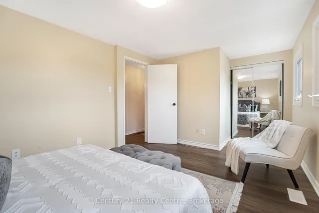 Additional image 23 of 45 Autumn Glen Circ