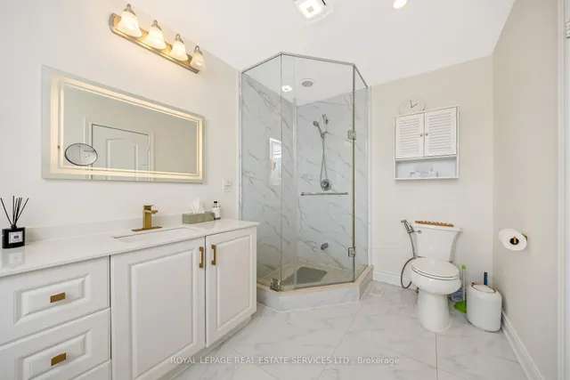 Additional image 24 of 606 Nairn Circ