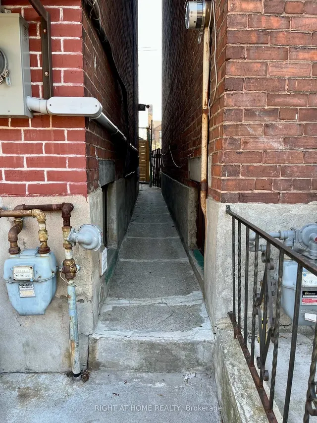 Additional image 39 of 5 Parr St