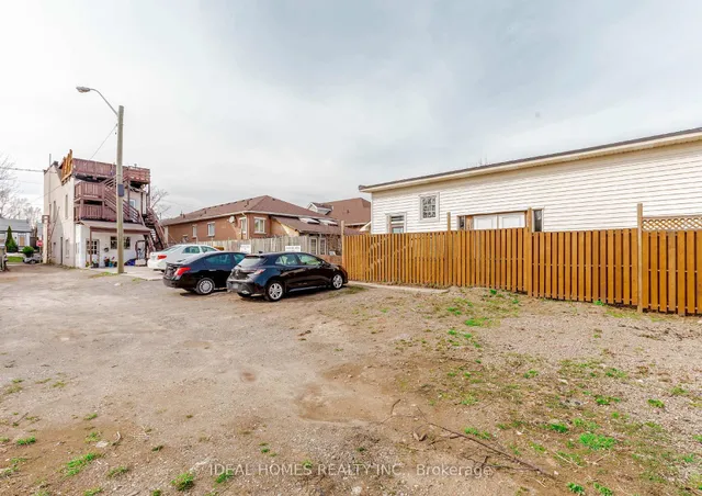 Additional image 28 of 184 Queen St