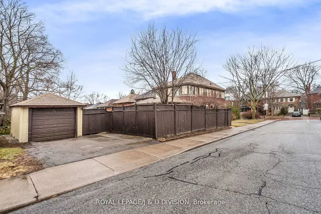 Additional image 3 of 77 College View Ave