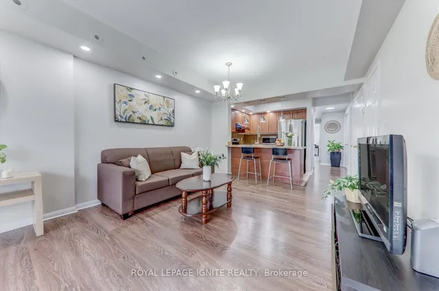 Additional image 10 of 3035 Finch Ave Unit 2013