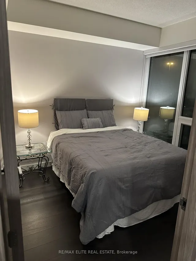 Additional image 6 of 95 Mcmahon Dr Unit 907