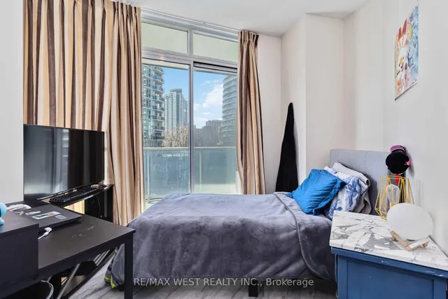 Additional image 30 of 80 Absolute Ave Unit 406