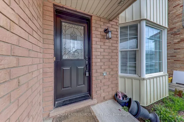 Additional image 4 of 19 Knotwood Cres