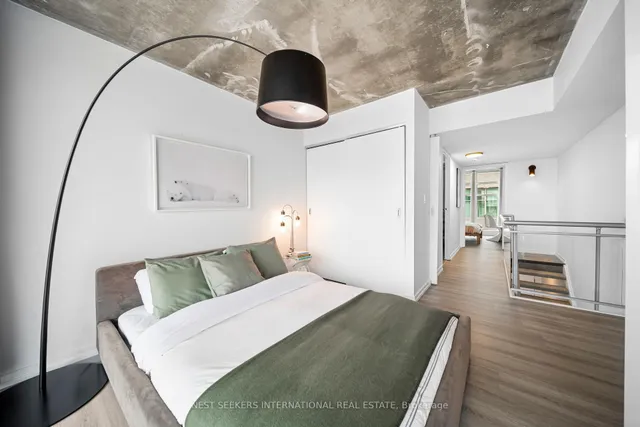 Additional image 9 of 388 Richmond St Unit 919