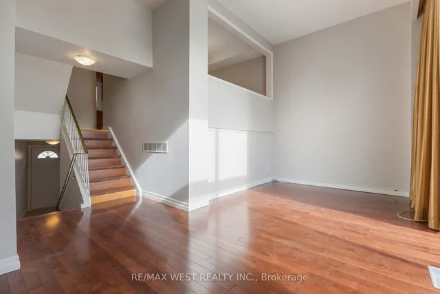 Additional image 21 of 290 Sprucewood Crt Unit 45