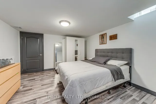 Additional image 38 of 11 Trentonian St