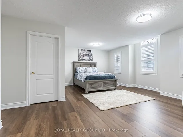 Additional image 24 of 13 Crevice Gate