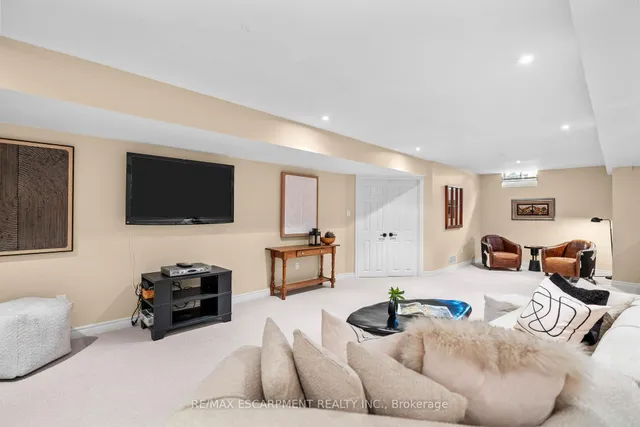 Additional image 36 of 12 Elderberry Lane