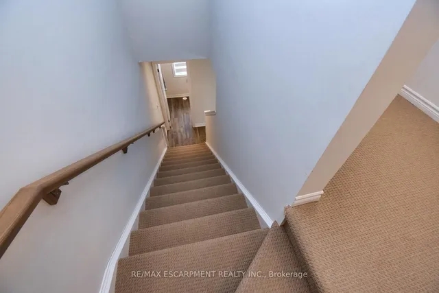 Additional image 23 of 187 Wilson St Unit 4