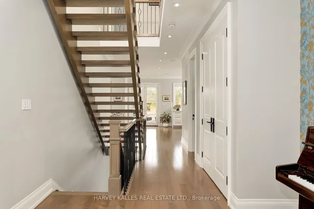 Additional image 5 of 4673 Dundas St