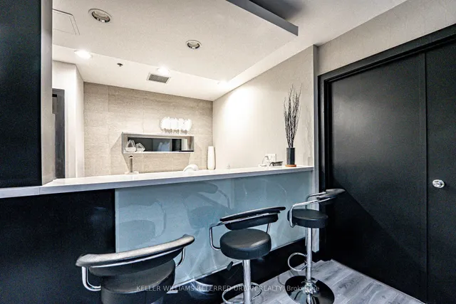 Additional image 42 of 120 Dallimore Circ Unit 705