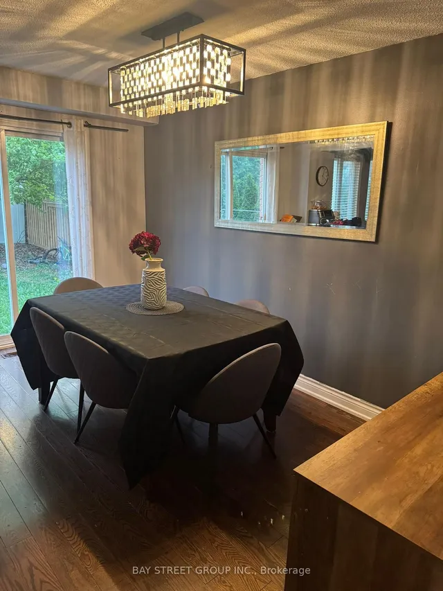 Additional image 4 of 556 Holly Ave