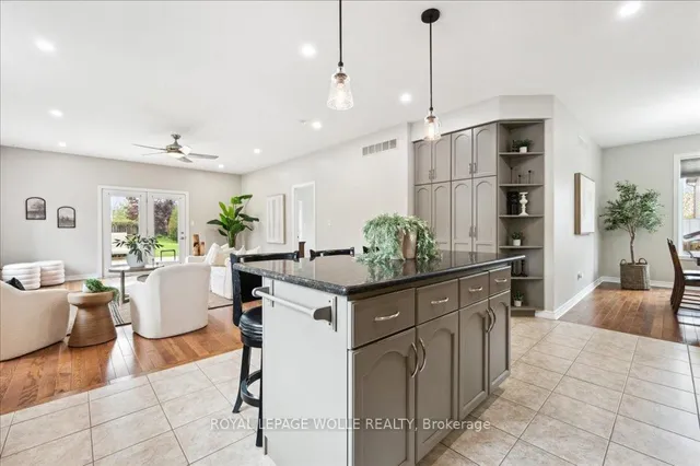 Additional image 15 of 504 Country Clair Pl