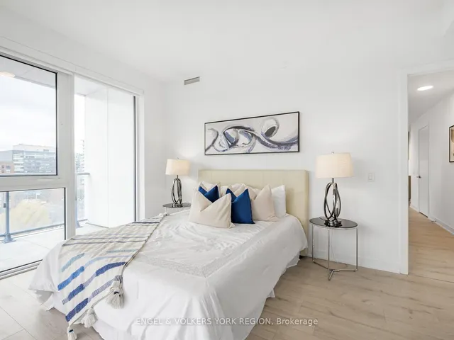 Additional image 8 of 9 Tecumseth St Unit 1114