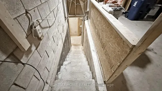 Additional image 30 of 16 Graybark Cres