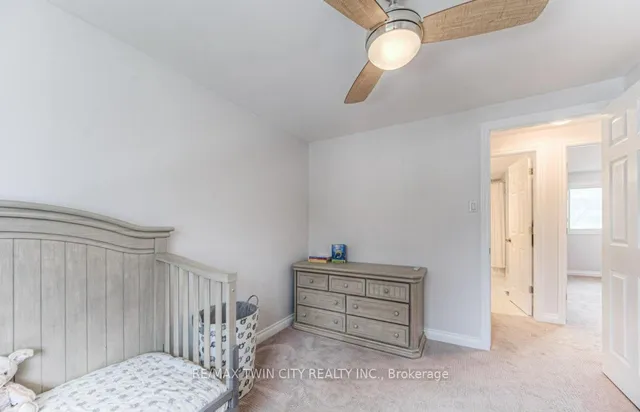 Additional image 21 of 111 Martinglen Cres
