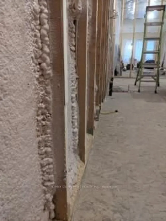 Additional image 50 of 152 Moore Cres