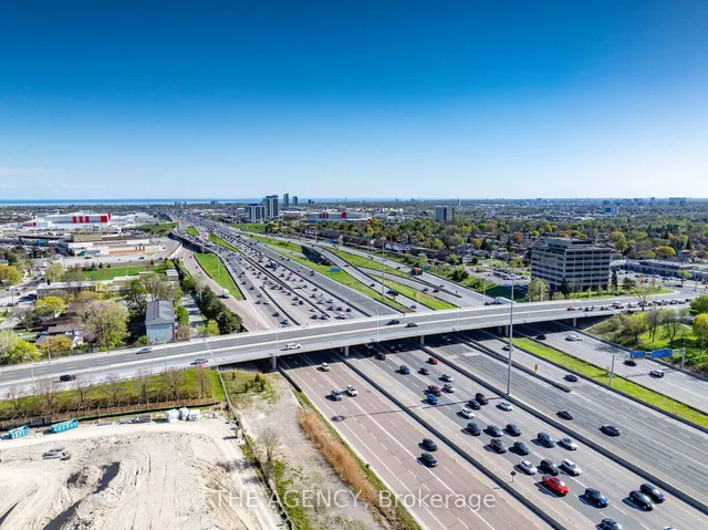 Additional image 31 of 10 Gibbs Rd Unit 319