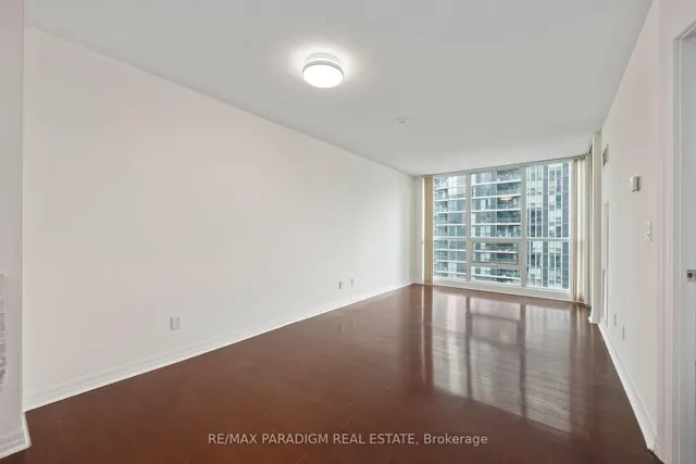 Additional image 8 of 16 Yonge St Unit 1713
