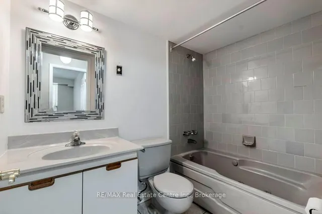 Additional image 25 of 165 Bold St Unit 204