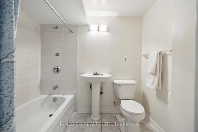 Additional image 20 of 32 Relroy Crt