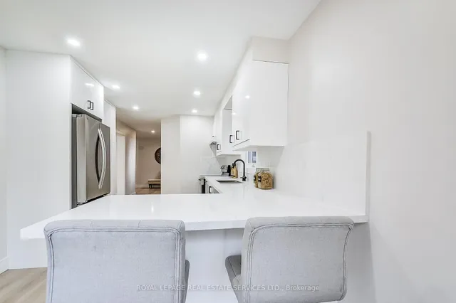 Additional image 34 of 2192 Margot St