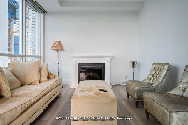 Additional image 24 of 21 Balmuto St Unit Ph 35