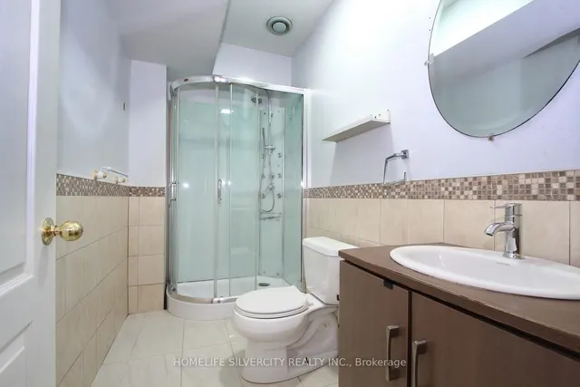 Additional image 40 of 4 Byng Ave