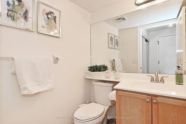 Additional image 40 of 15 Greenview Ave Unit 305