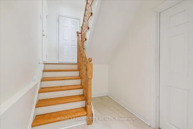 Additional image 36 of 100 Beddoe Dr Unit 16