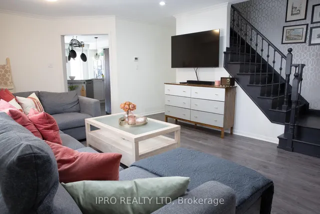 Additional image 5 of 82 Weather Vane Lane