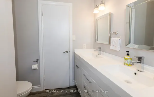 Additional image 28 of 7110 Codlin Ave