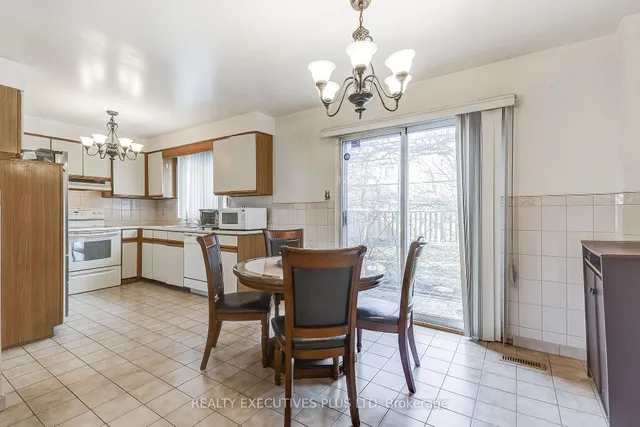 Additional image 21 of 206 Vodden St