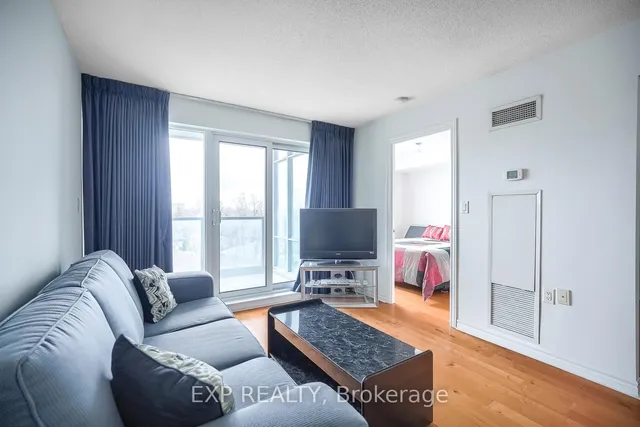 Additional image 9 of 3830 Bathurst St Unit 607