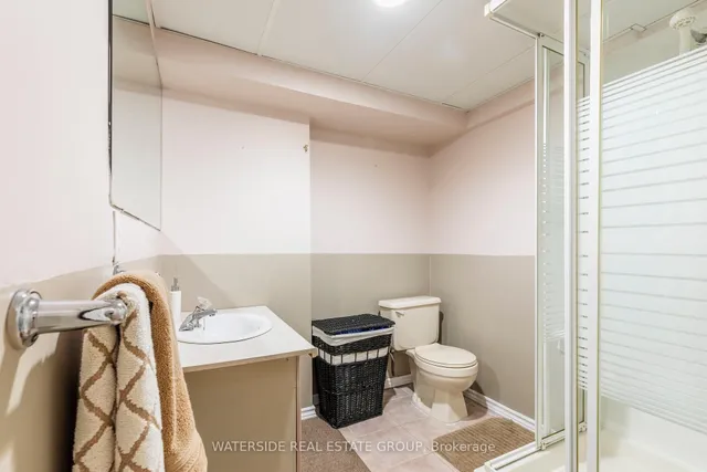 Additional image 38 of 3261 Woodcroft Cres