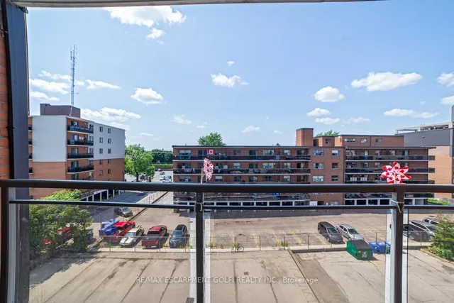 Additional image 17 of 30 Summit Ave Unit 501