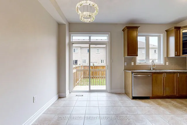 Additional image 9 of 37 Teal Crest Circ