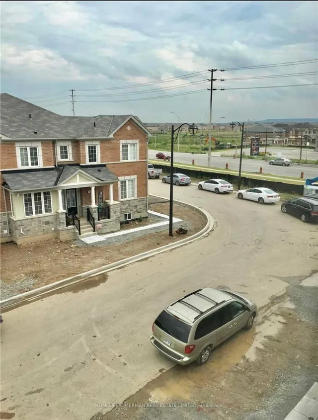 Additional image 2 of 521 Fir Crt