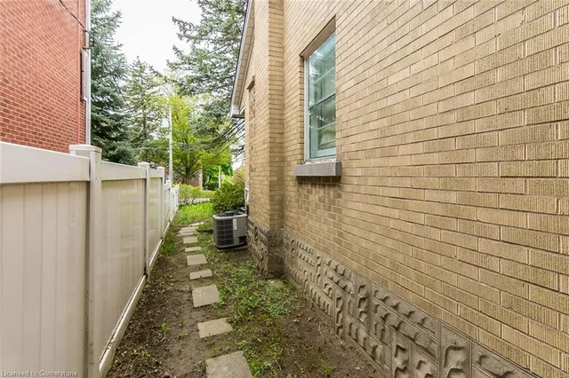 Additional image 36 of 330 Weber St