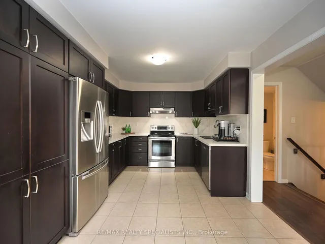 Additional image 25 of 82 Suitor Crt